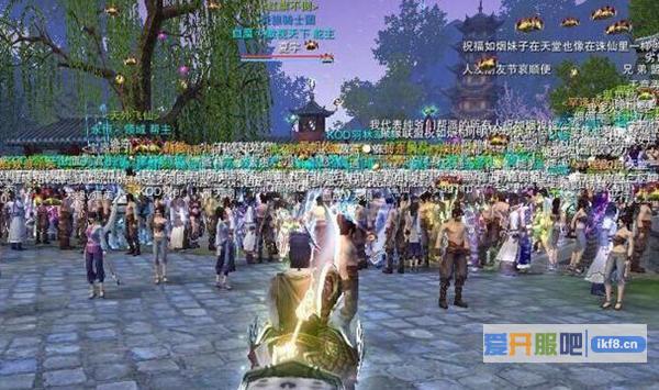 2007年，《诛仙》举办官方活动纪念一位因车祸去世的玩家，一时间服务器爆满